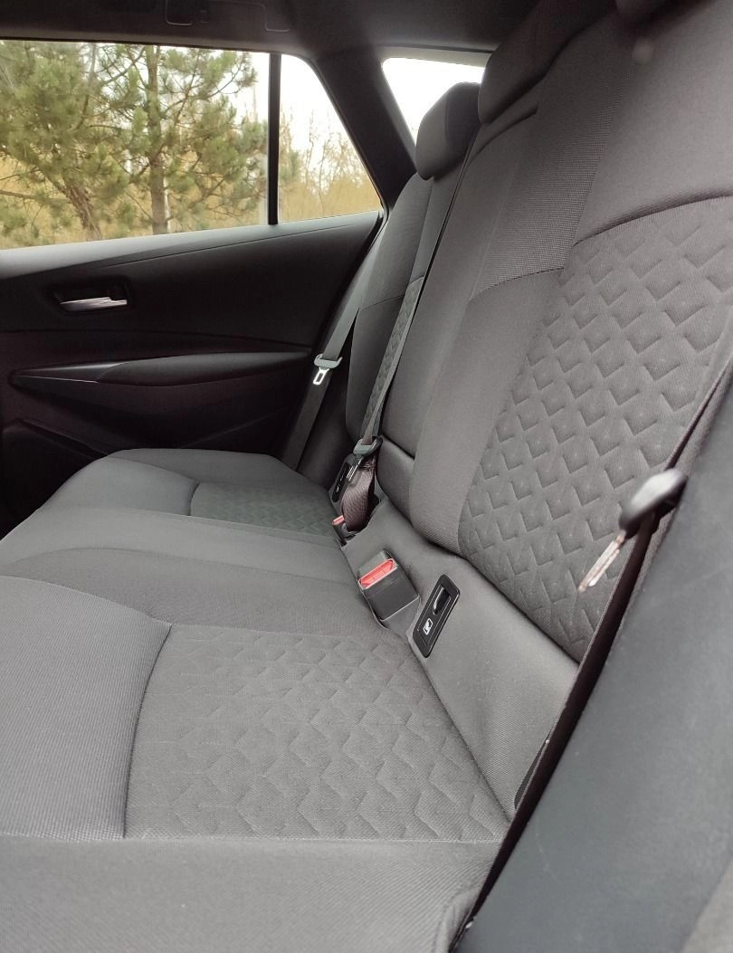 Toyota Corolla cena 103500 przebieg: 95404, rok produkcji 2021 z Szlichtyngowa małe 211